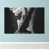 Monochrome Grace: An Artistic Study Leinwanddruck (Insitu (Holzboden))
