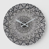 Monochrome Mandala-Kunst Wanduhr (Vorderseite)