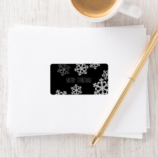 Monochrome Minimalistisch Snowflake Weihnachtsmust Adressaufkleber (Insitu)
