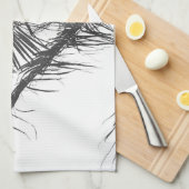Monochrome Schwarz-weiße Palm Tree-Blätter Geschirrtuch (Viertel Falte)