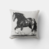 Monochrome Sinti und Roma Vanner Pferd Kissen (Vorderseite)