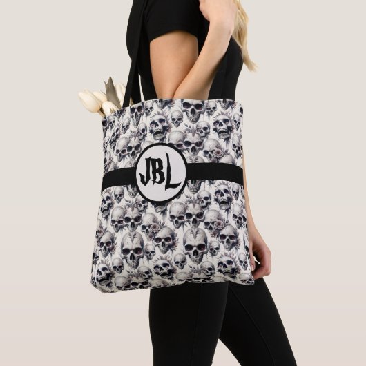 Monochrome Skulls Tasche (Von Nahem)