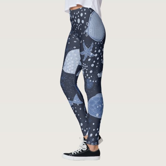 Monochrome sleeping fishes, dark pattern. leggings (Links)