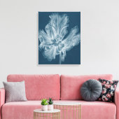 Monochrome Tulip II Leinwanddruck (Insitu (Wohnzimmer))