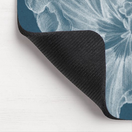 Monochrome Tulip II Mousepad (Ecke)