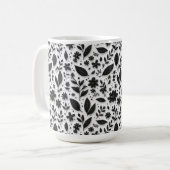 Monochromes Blumenmuster mit Blättern und Blüten Kaffeetasse (Vorderseite Links)