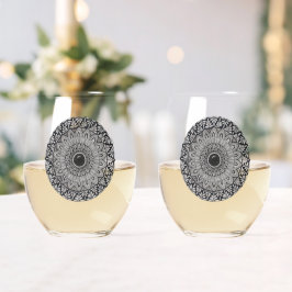 Monochromes Mandala-Design auf stielosem Weinglas Ohne Stiel