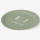 Monografische Hochzeit von Sage Green & White Pappteller (Schrägansicht)