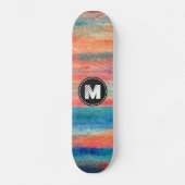 Monogram #2, farbiges Holzkörnchen Skateboard (Vorderseite)