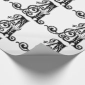 Monogram A Initial Black and White Floral Pattern Geschenkpapier (Ecke)