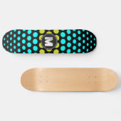Monogram Acid green & Aqua Polka Dots Muster Skateboard (Horizontal)