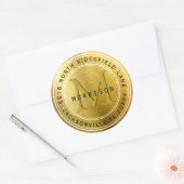 Monogram-Adressenlabel in Gold Metallic Runder Aufkleber (Umschlag)