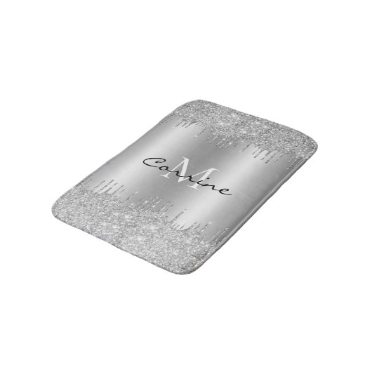 Monogram Antique Silver Dripping Glitzer Metallic Badematte (Schrägansicht)