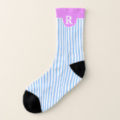 MONOGRAM auf hellblau und weiß gestrichen rosa obe Socken (Links - Außen)
