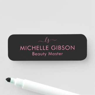 Monogram Beauty Professional Studio Pink Schwarz Namensschild