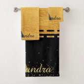 Monogram Black and Gold Luxury Design Badhandtuch Set (Insitu)