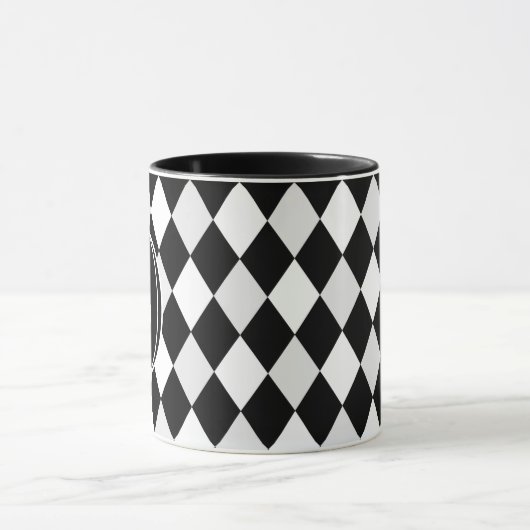 Monogram Black and White Harlequin Diamond Pattern Tasse (Zentrum)