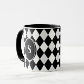 Monogram Black and White Harlequin Diamond Pattern Tasse (Vorderseite Links)