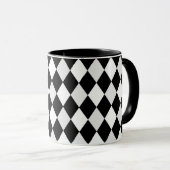 Monogram Black and White Harlequin Diamond Pattern Tasse (VorderseiteRechts)