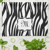 Monogram Black and White Zebra Print Kittuch Handtuch (Gefaltet)