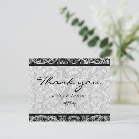 Monogram Black Damask Paisley Wedding Vielen Dank Dankeskarte (Stehend Vorderseite)