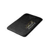 Monogram Black Gold White Minimalist Men Elegant  Badematte (Schrägansicht)