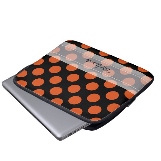 Monogram Black Orange Chic Polka Dot Pattern Laptopschutzhülle (Vorne Knopf)