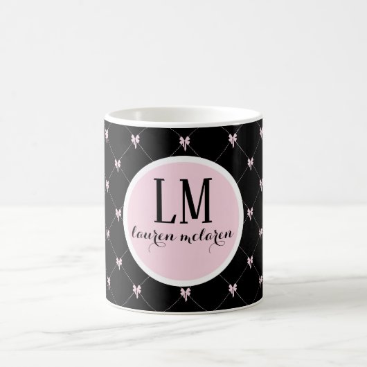 Monogram Black & Pink Bow Script Kaffeetasse (Mittel)