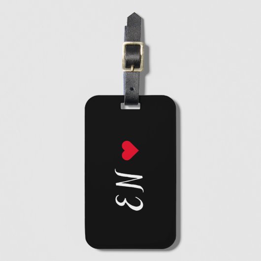 Monogram Black Red Heart Handgeschriebenes Skript Gepäckanhänger (Vorderseite Vertikal)