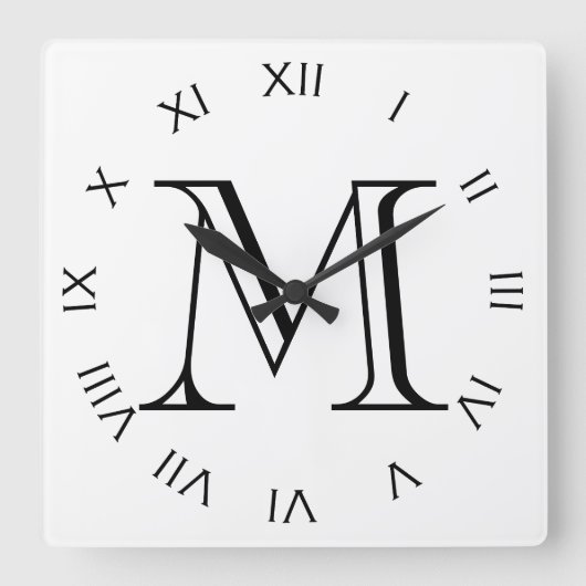 Monogram Black Roman Numbers on White Wccn Quadratische Wanduhr (Vorderseite)