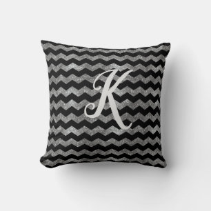 Monogram Black und Silver Glitzer Zickzack Kissen