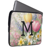 Monogram, bläserpastellfarbene Pink-Tulips Laptopschutzhülle (Vorne Rechts)