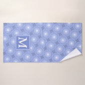 Monogram Blue Circles pattern Badehandtuch (Badehandtuch)