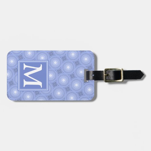 Monogram Blue Circles pattern Gepäckanhänger (Vorderseite horizontal)