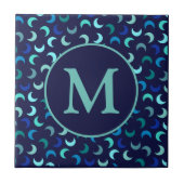 Monogram Blue New Moon Muster Fliese (Vorderseite)