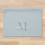 Monogram Blue Personalisiert Family Geschirrtuch<br><div class="desc">Moderne,  moderne,  blaue Küchenhandtuch mit personalisiertem Familiennamen Monogramm in moderner Handkalligraphie.</div>