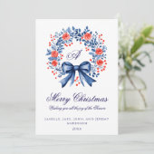Monogram Blue Red Wreath Christmas Feiertagskarte (Stehend Vorderseite)