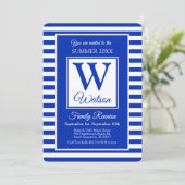Monogram Blue Stripes Summer Family Wiedersehen Einladung (Stehend Vorderseite)