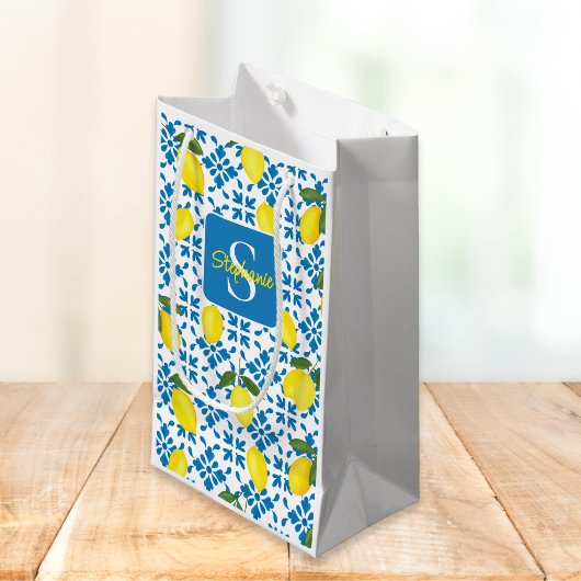Monogram Blue Tile French Country Lemon Pattern  Kleine Geschenktüte
