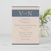 Monogram Blue Vintag Paper Modern Wedding Einladung (Stehend Vorderseite)