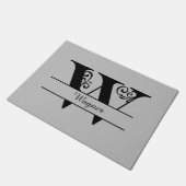 Monogram Blühe Letter W mit Name Doormat Fußmatte (Schrägansicht)