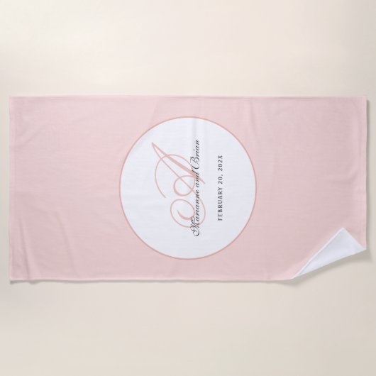 Monogram Blush Pink and White Strandtuch (Vorderseite)