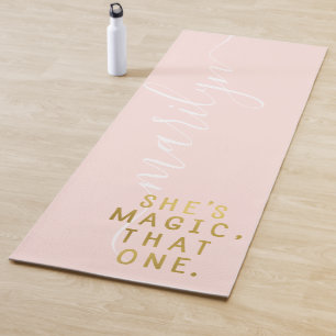Monogram Blush Pink Gold Girl Power Sie ist magisc Yogamatte