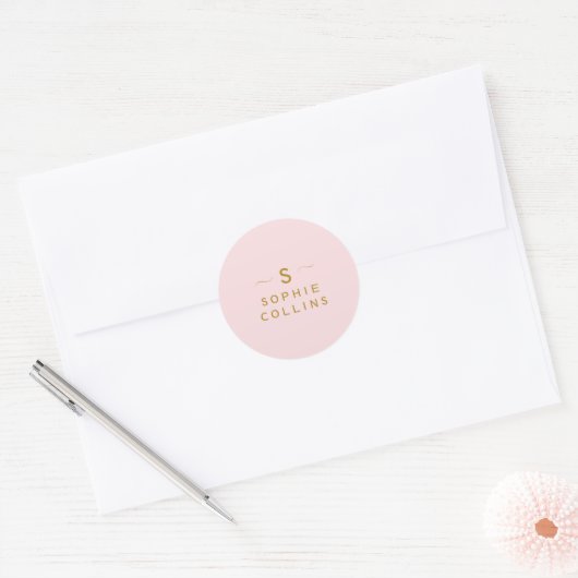 Monogram Blush Pink Gold Minimalistische Umschlag  Runder Aufkleber (Umschlag)