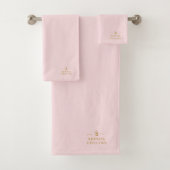 Monogram Blush Pink Gold Minimalistischer Elegante Badhandtuch Set (Insitu)