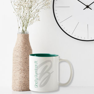 Monogram Bold Minimal Personalisiert Emerald Green Zweifarbige Tasse