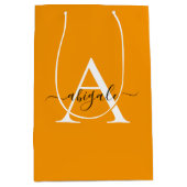 Monogram Bright Orange | Minimalistisches Elegant Mittlere Geschenktüte (Vorderseite)