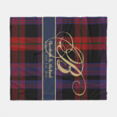 Monogram BROWN Tartan Blue Red Newlyweds Wedding Fleecedecke (Vorderseite (Horizontal))