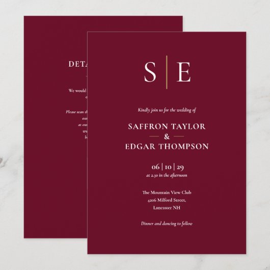 Monogram Burgundy and Gold QR Code Wedding Einladung (Vorne/Hinten)