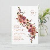 Monogram Burnt Orange Lila Floral Wedding Einladung (Stehend Vorderseite)